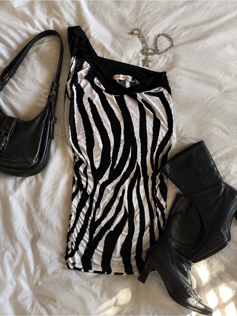a'gaci Black & White One-Shoulder Zebra Print Camisole